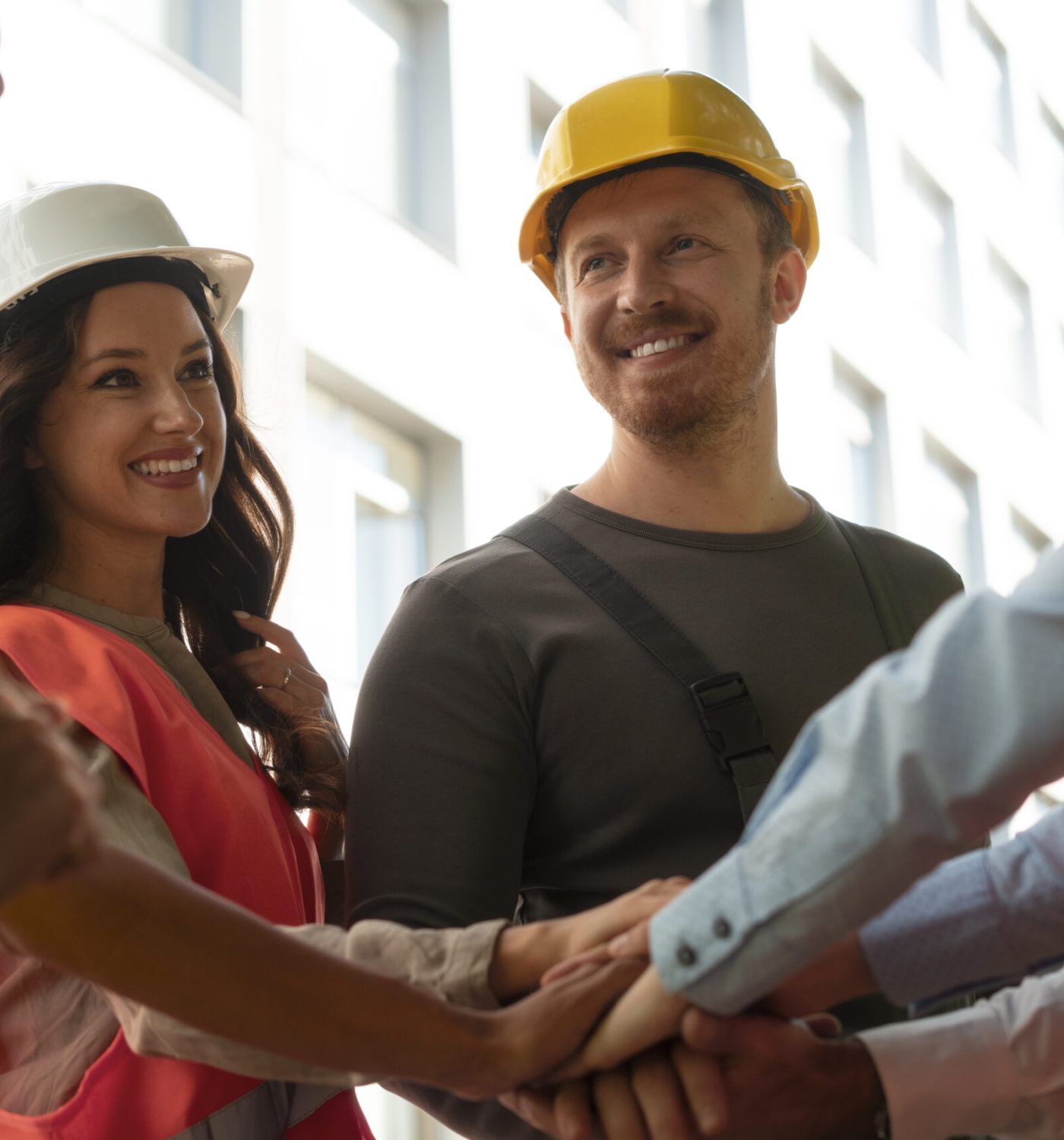 labor-union-members-working-together